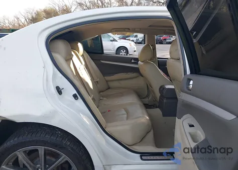 2009 Infiniti G37X from USA, damaged, VIN JNKCV61FX9M050798